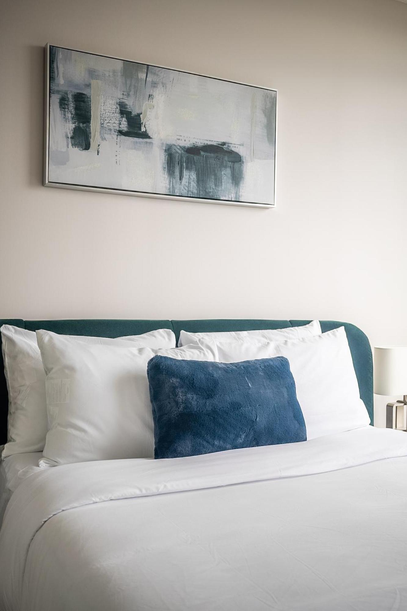Rivetstays - The Neptune Toronto Esterno foto