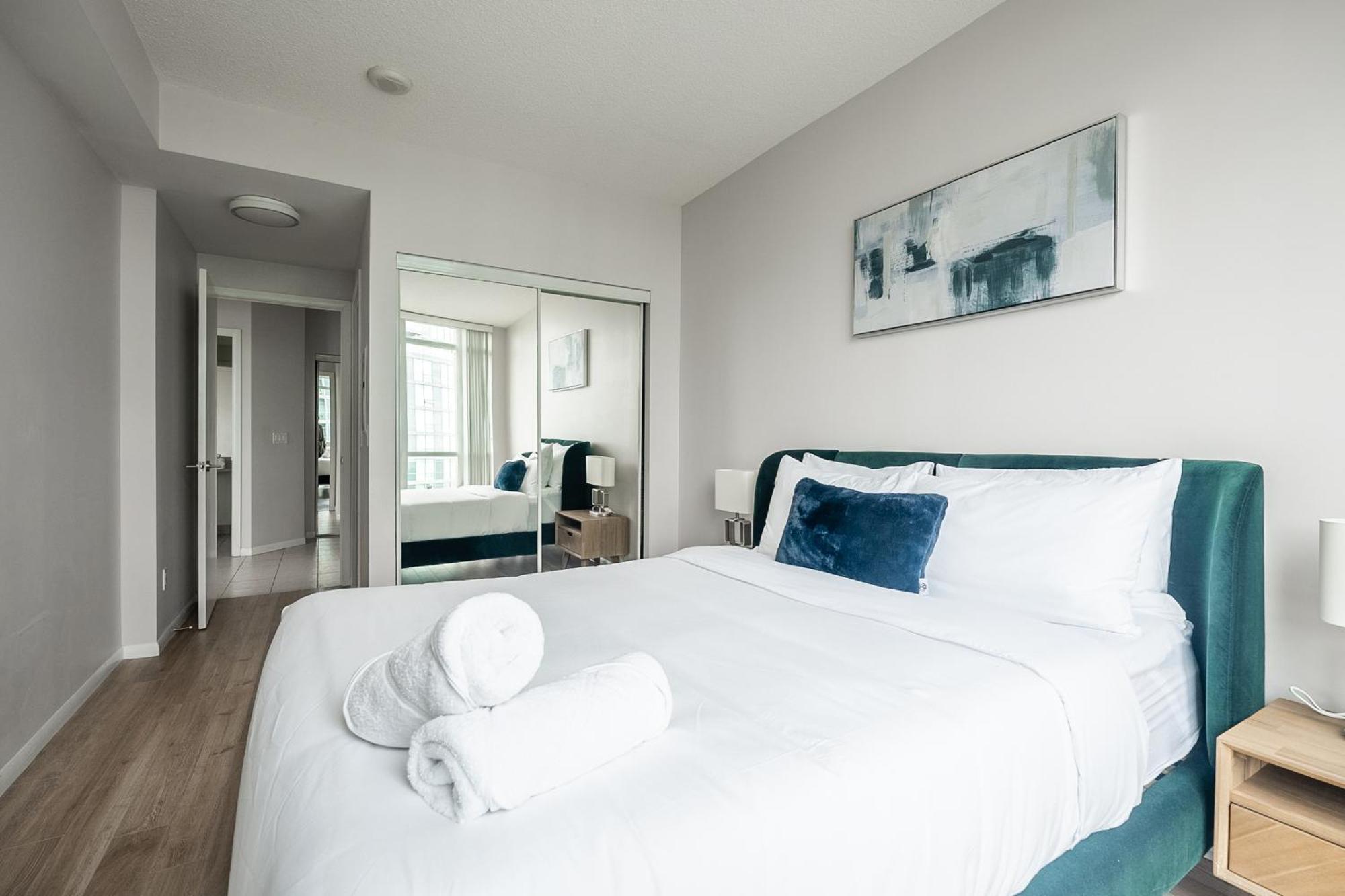 Rivetstays - The Neptune Toronto Esterno foto