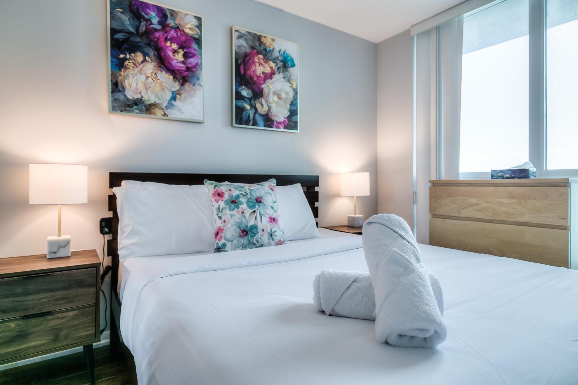 Rivetstays - The Neptune Toronto Esterno foto